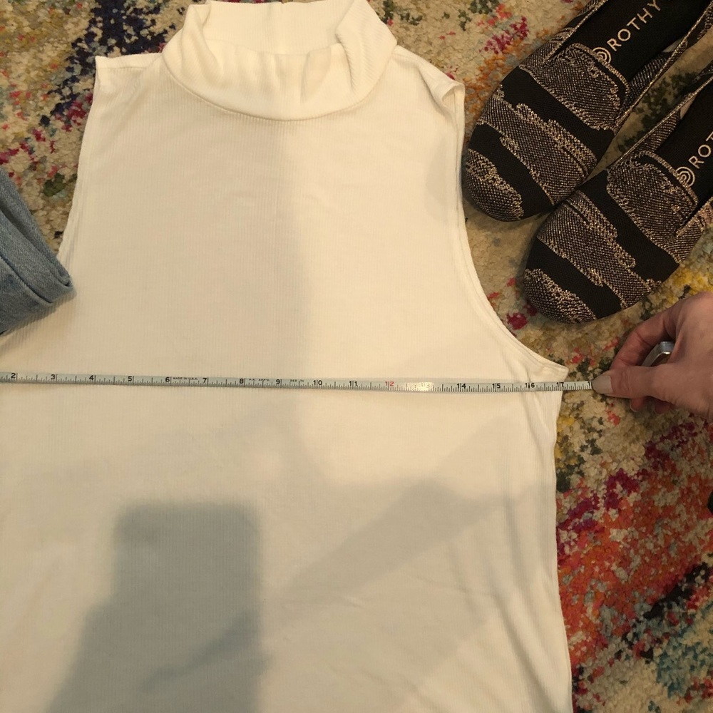 American Eagle soft and sexy mock turtlene… - Picture 4 of 6
